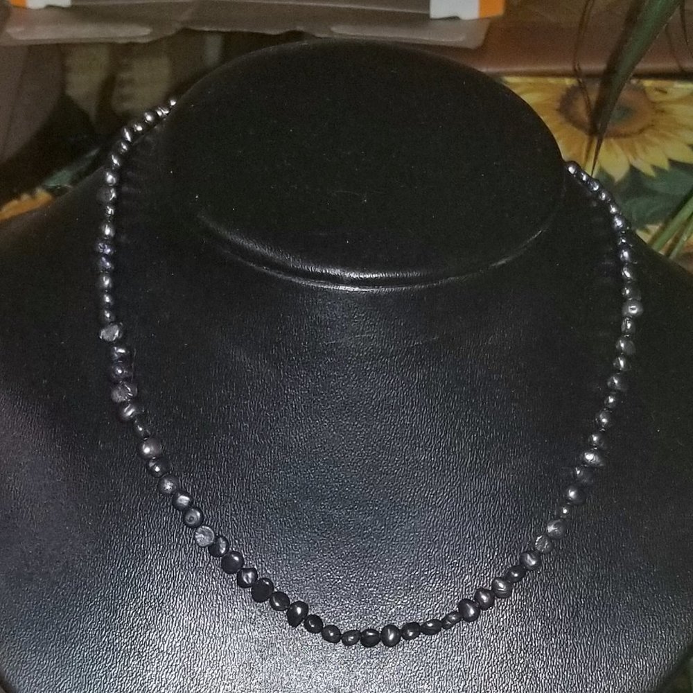 2 Sets of Peacock Tahitian Freshwater Pearl Necklaces Strands w Envelope Case - Picture 7 of 11